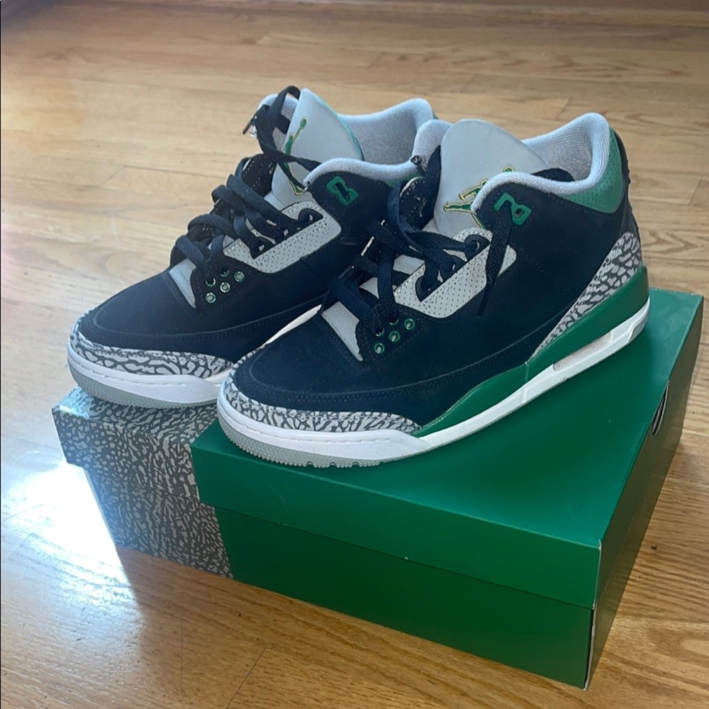 Air Jordan 3 pine green